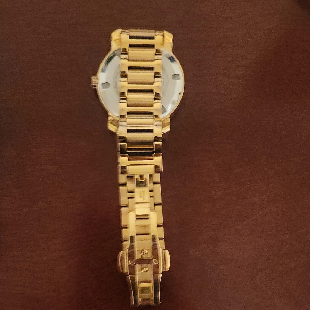 Gold tone Movado BOLD Watch - Picture 3 of 5